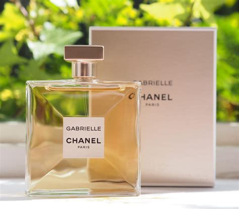 gabrielle chanel perfume review.